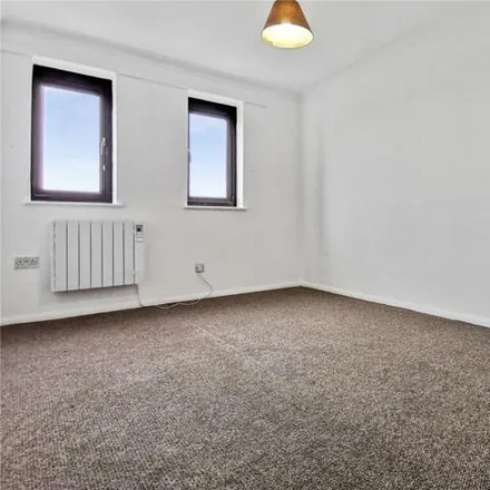 Image 5 - Courtland Grove, London, SE28 8PD, United Kingdom - Apartment for rent