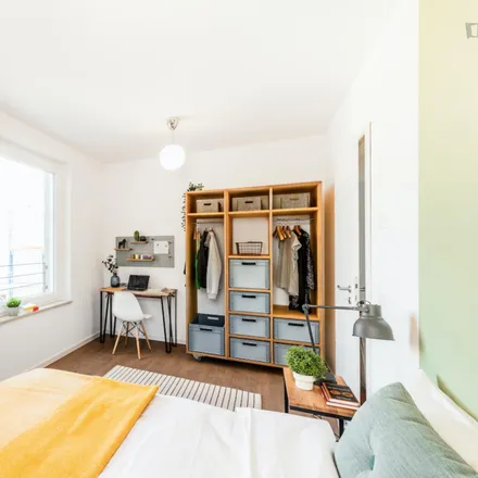 Rent this 5 bed room on E3 in Klara-Franke-Straße 20, 10557 Berlin