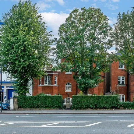 Rent this 2 bed apartment on Holloway Road in London, N5 1PF