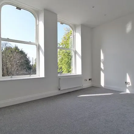 Rent this 2 bed apartment on Victoria Avenue in Harrogate, HG1 1EQ