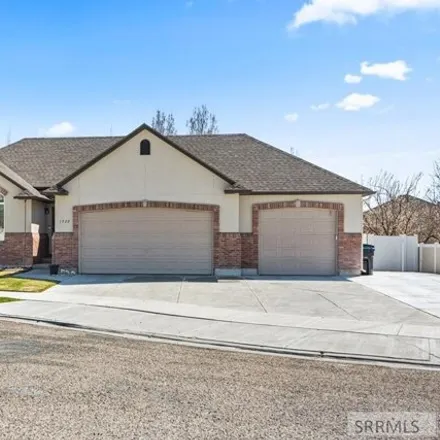 Buy this 6 bed house on 1598 Taia Place in Idaho Falls, ID 83402