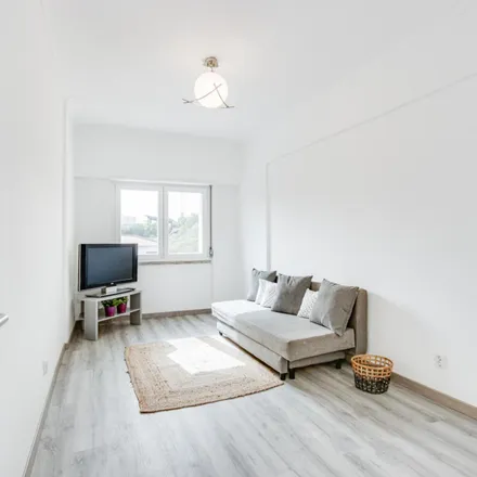Rent this 2 bed apartment on Avenida São José in 2685-056 Loures, Portugal