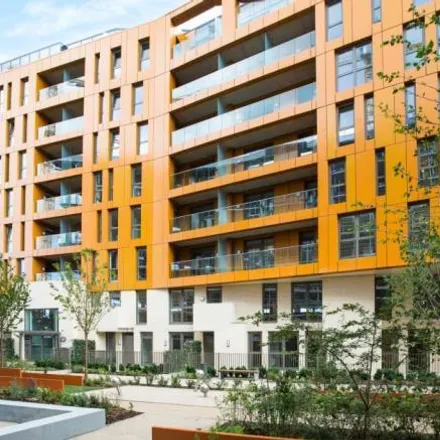 Rent this 3 bed apartment on Sulatra House in 120 Christchurch Way, London