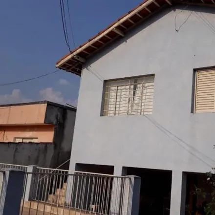 Buy this 3 bed house on Rua Bartolomeu de Andrade Silva in Alvinópolis, Atibaia - SP