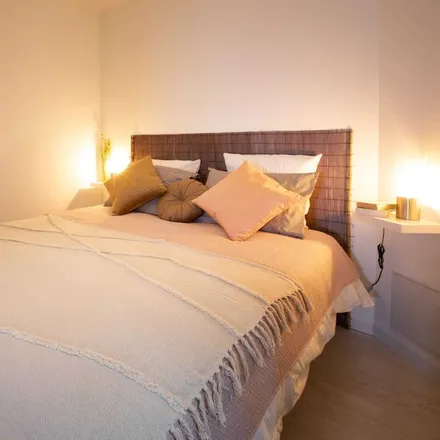 Rent this 1 bed apartment on 12200 Villefranche-de-Rouergue