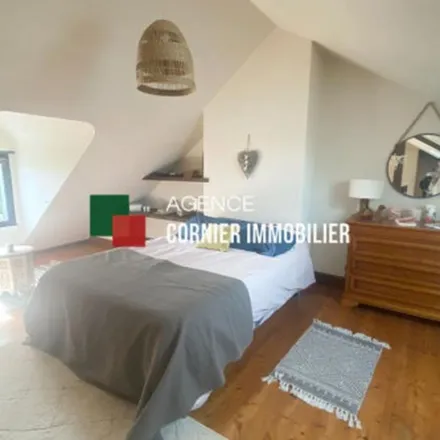 Rent this 5 bed apartment on 72 La Bilouyere in 35530 Servon-sur-Vilaine, France