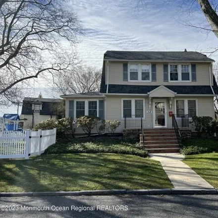 Rent this 3 bed house on 302 Wells Avenue in Oakhurst Manor, Ocean Township