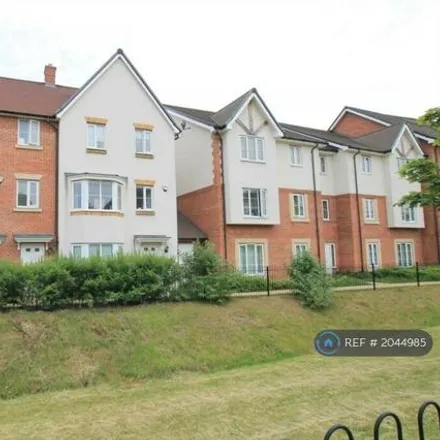 Rent this 4 bed house on Wright Close in Hertsmere, WD23 2FF