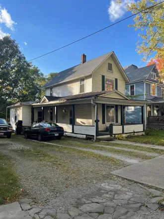 Buy this 2 bed house on 418 North Columbus Street in Galion, OH 44833