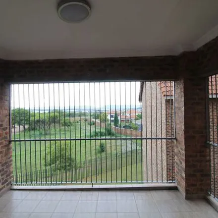 Image 3 - Silverlakes Drive, Tshwane Ward 101, Gauteng, 0054, South Africa - Apartment for rent