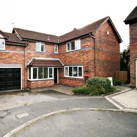 Buy this 5 bed house on Redwood in Daisy Hill, BL5 2RU