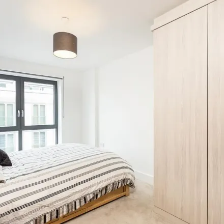 Image 7 - 23 Osiers Road, London, SW18 1HG, United Kingdom - Apartment for rent