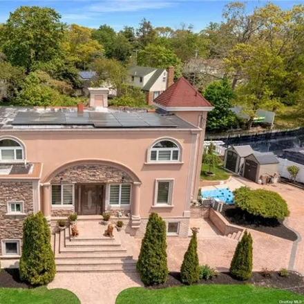 Rent this 6 bed house on 54 Shore Drive in Oakdale, Islip
