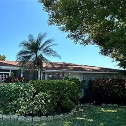 Image 1 - 1313 Southeast 43rd Terrace, Cape Coral, FL 33904, USA - House for sale