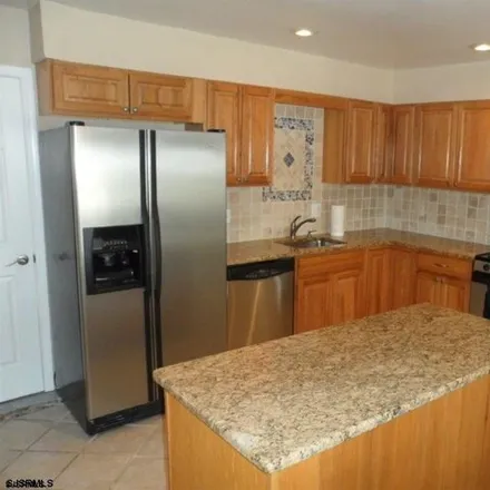 Image 2 - 133 N Oxford Ave Unit 2, New Jersey, 08406 - Condo for rent