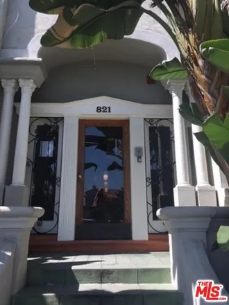 Image 1 - South Wilton Place, Los Angeles, CA 90005, USA - House for rent