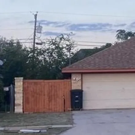 Buy this 4 bed house on 4501 Chantz Drive in Killeen, TX 76542