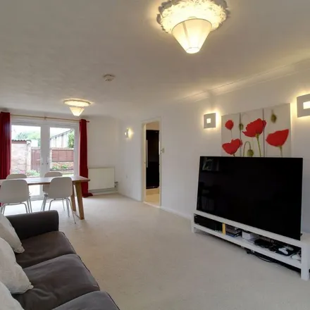 Rent this 3 bed apartment on Millard Close in Basingstoke, RG21 5TT