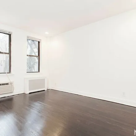 Image 4 - 116 Thompson Street, New York, NY 10012, USA - Apartment for rent