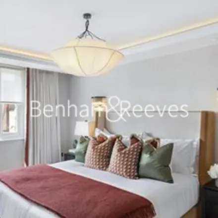 Rent this 3 bed apartment on Fraser Residence Prince of Wales Terrace in 2-14 Prince of Wales Terrace, London