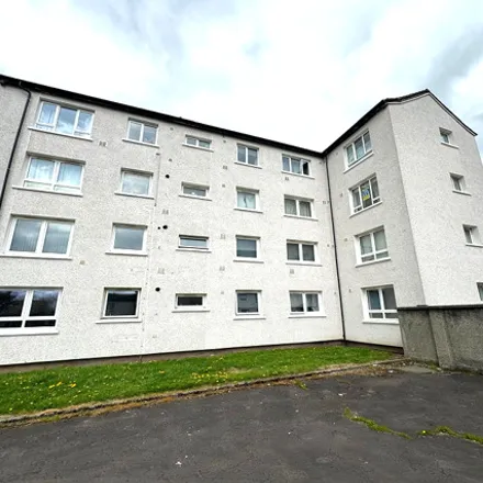 Rent this 2 bed apartment on Clydebank Bowling Club in John Knox Street, Clydebank