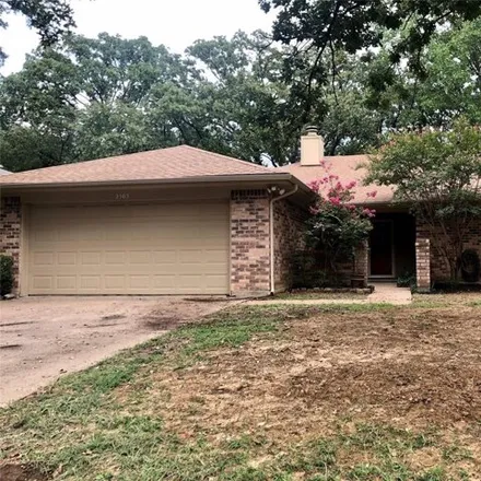 Rent this 3 bed house on 2507 Holt Road in Arlington, TX 76006