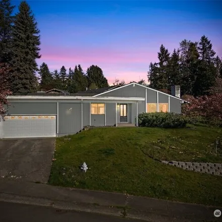 Buy this 3 bed house on 16162 138th Avenue Southeast in Renton, WA 98058
