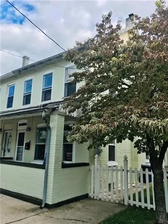 Rent this 4 bed house on 560 Ridge Street in Emmaus, PA 18049