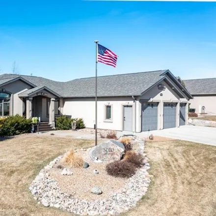 Buy this 5 bed house on 3000 Clairmont Road in Bismarck, ND 58503