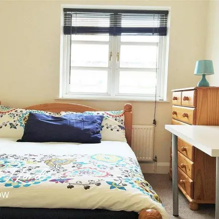 Image 4 - Mulberry School for Girls, Richard Street, St. George in the East, London, E1 2JP, United Kingdom - Apartment for rent