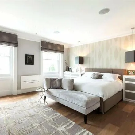 Image 3 - 77 Hereford Road, London, W2 5AH, United Kingdom - Townhouse for rent