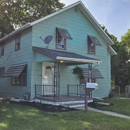 Buy this 4 bed house on 1147 N Main St in Lima, Ohio