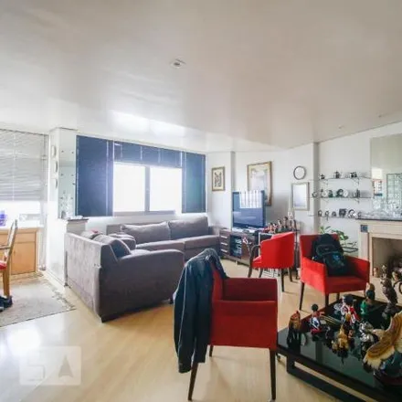 Rent this 3 bed apartment on Avenida Paes de Barros 2643 in Parque da Mooca, São Paulo - SP