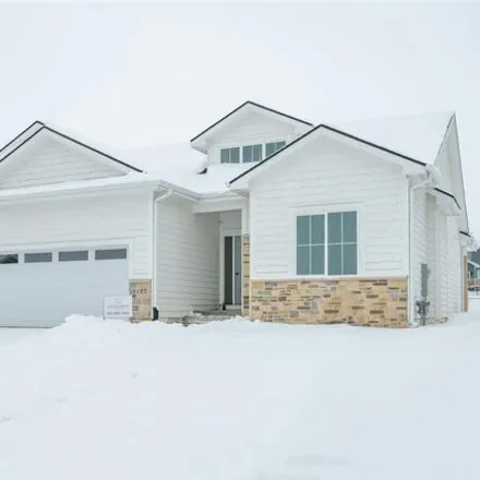Buy this 3 bed house on Springbrook Trail in Urbandale, IA 50323