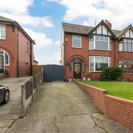 Buy this 3 bed duplex on Orrell Road in Orrell, WN5 8HG