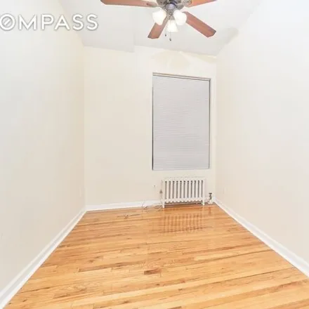 Image 3 - 270 East 78th Street, New York, NY 10075, USA - House for rent