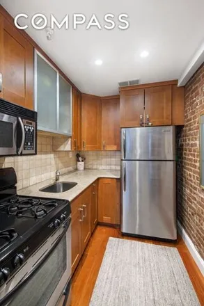 Image 3 - 56 West 82nd Street, New York, NY 10024, USA - Apartment for sale