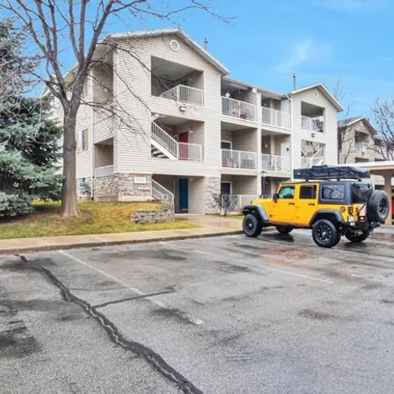 Buy this 2 bed condo on 3830 Canyon River Way in South Salt Lake, UT 84119