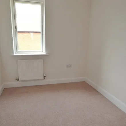 Image 3 - Neptune Drive, Ferndown, BH24 2FA, United Kingdom - Apartment for rent