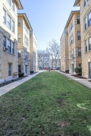 Rent this studio apartment on 7516-7524 North Seeley Avenue in Chicago, IL 60645
