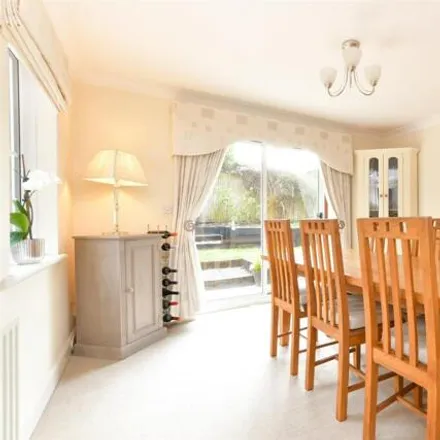 Image 3 - Shaw Close, Penenden Heath, ME14 5DN, United Kingdom - House for sale