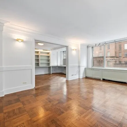 Image 2 - 139 East 63rd Street, New York, NY 10021, USA - Townhouse for sale