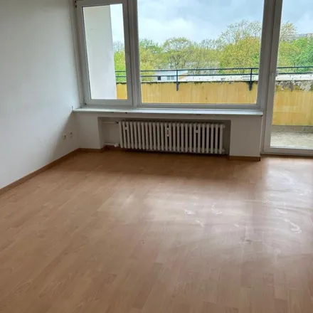 Rent this 3 bed apartment on Buschei 110 in 44328 Dortmund, Germany