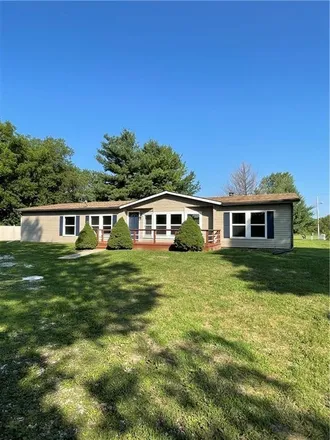 Buy this 3 bed house on 3010 South County Road 125 West in Hendricks County, IN 46122