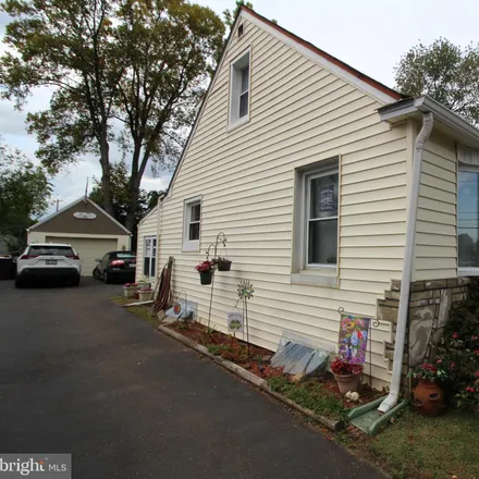 Image 4 - 1741 Highland Avenue, Parkland, Middletown Township, PA 19047, USA - House for sale