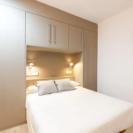 Image 2 - Carrer de Casanova, 191, 08001 Barcelona, Spain - Apartment for rent