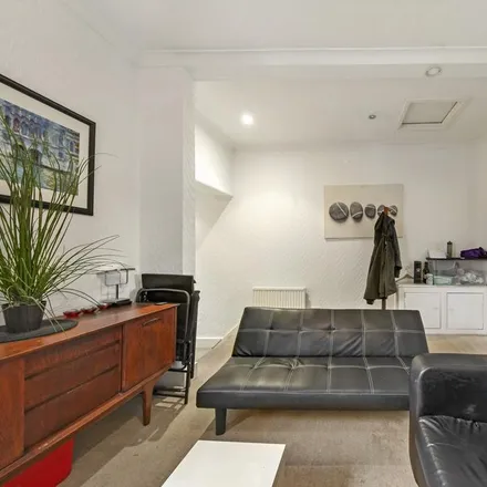 Image 5 - 12 Northfield Avenue, London, W13 9RJ, United Kingdom - Apartment for rent