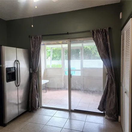 Image 5 - 4902 Southwest 31st Terrace, Dania Beach, FL 33312, USA - Townhouse for rent