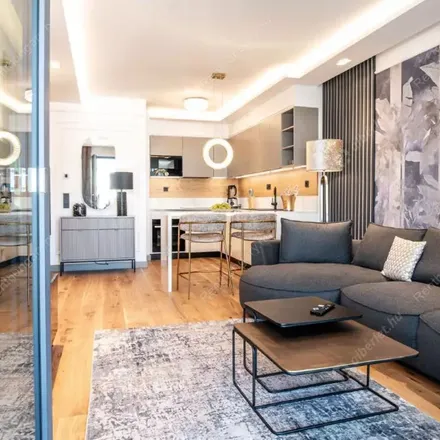Rent this 2 bed apartment on Pest Megyei Rendőr-Főkapitányság in Budapest, Pozsonyi út