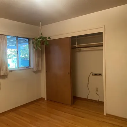 Rent this 1 bed room on Wienerschnitzel in Stockton Boulevard, Fruitridge Manor